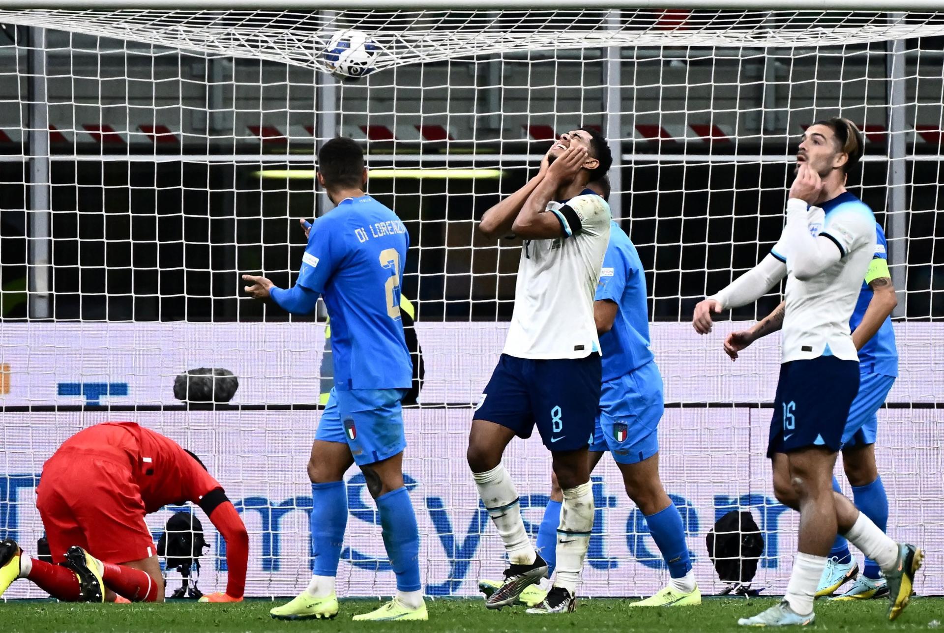 Англия италия 1 1. Футбол Англия. Украина футбол. Италия Англия. Italy 1 - 0 England.