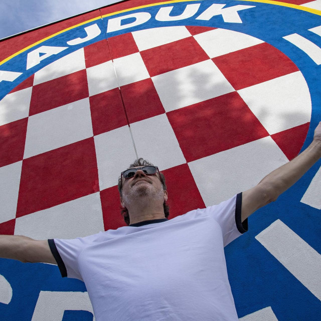 &lt;p&gt;‘Navijam za Istru i Hajduk, što svi znaju, pa na desnoj ruci nosim Hajdukovu narukvicu...‘&lt;/p&gt;