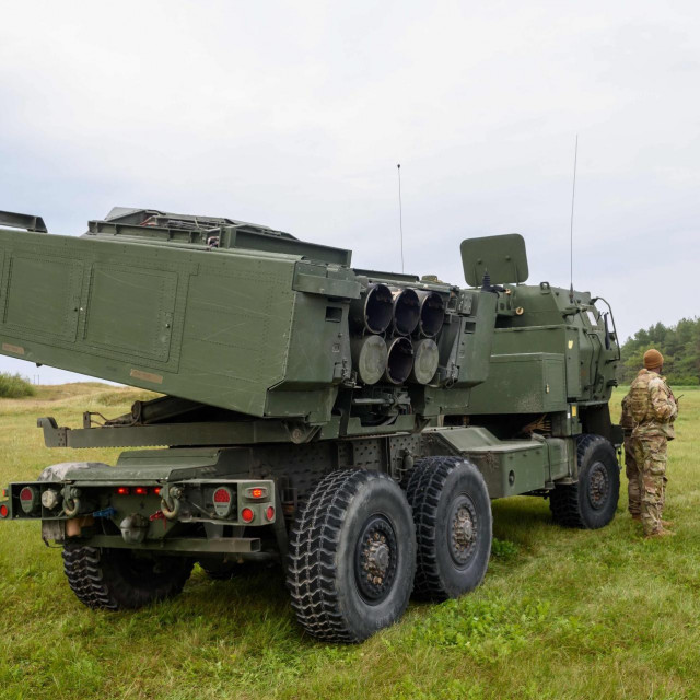 &lt;p&gt;Mobilni raketni sustav HIMARS (The High Mobility Artillery Rocket Systems) - samo je jedan od načina na koji Amerikanci pomažu Ukrajini u obrani od ruske agresije&lt;/p&gt;