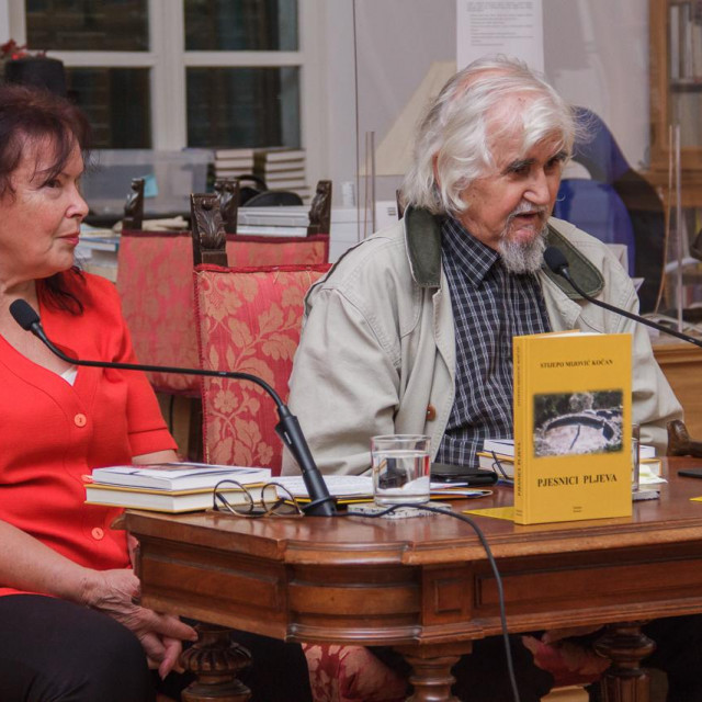 &lt;p&gt;Stijepo Mijović Kočan predstavio nove knjige ”Bože moj” i ”Pjesnici pljeva”&lt;/p&gt;