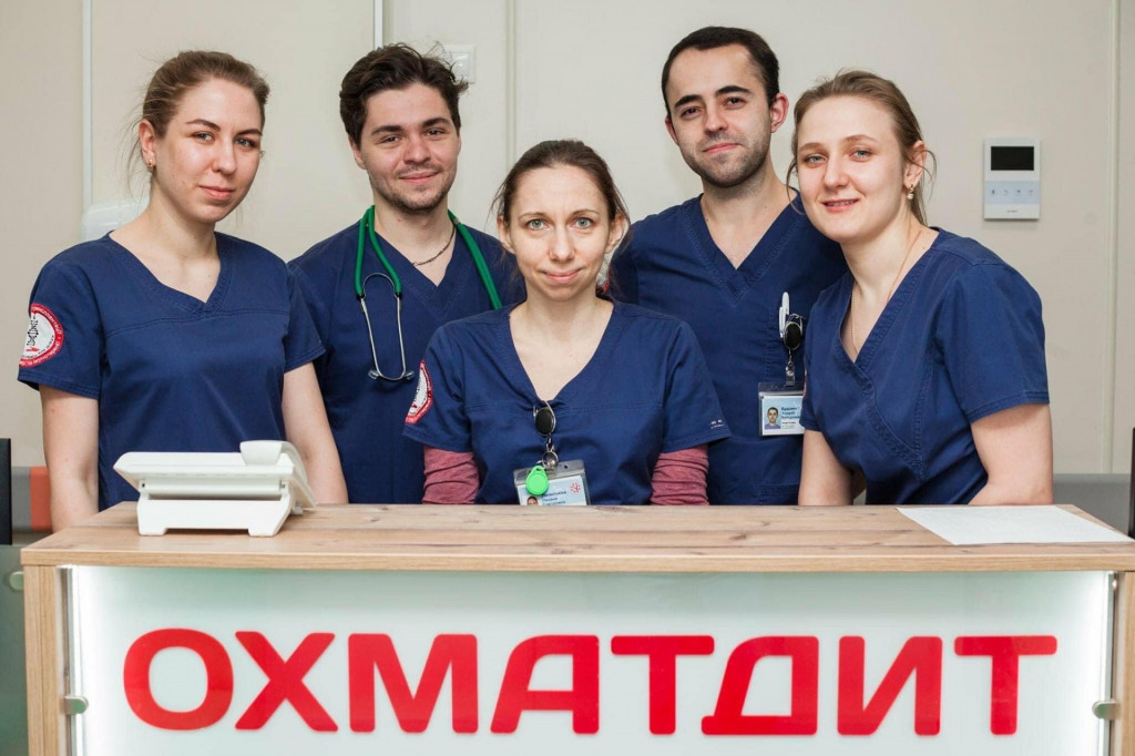 &lt;p&gt;Dr. Oksana Leontijeva s kolegama &lt;/p&gt;