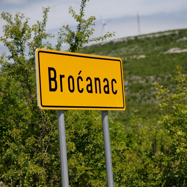 &lt;p&gt;Catarina s obitelji živi u Broćancu&lt;br&gt;
 &lt;/p&gt;