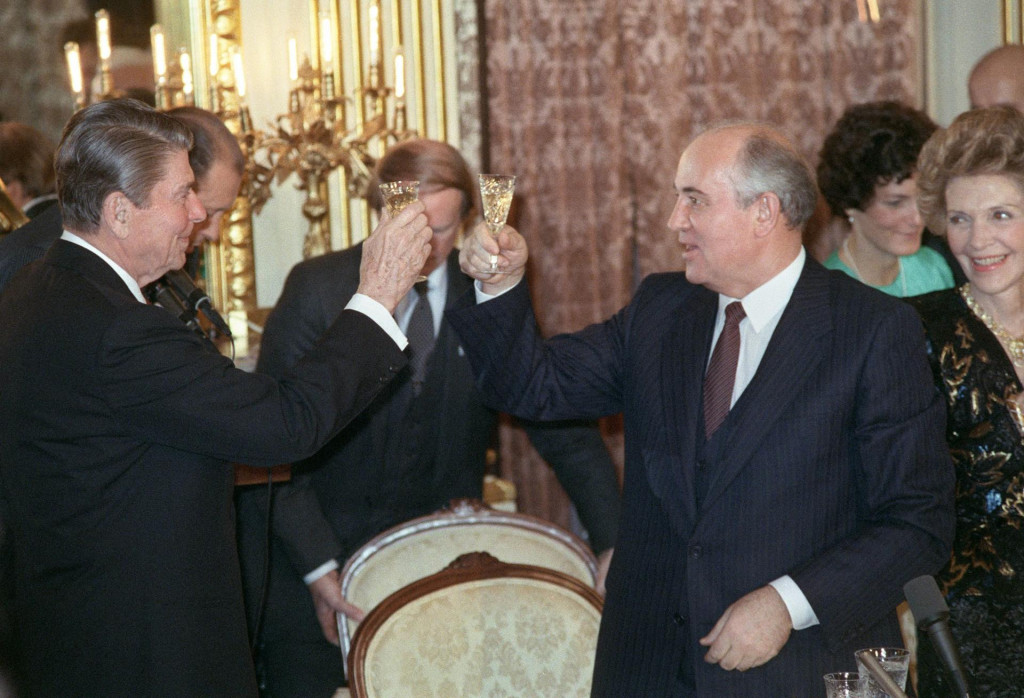 &lt;p&gt;Ronald Reagan i Mihail Gorbačov snimljeni 1987. godine - američki je predsjednik bio svjestan opasnosti koju za europsku sigurnost sadrži projekt izgradnje tzv. transsibirskog plinovoda&lt;/p&gt;