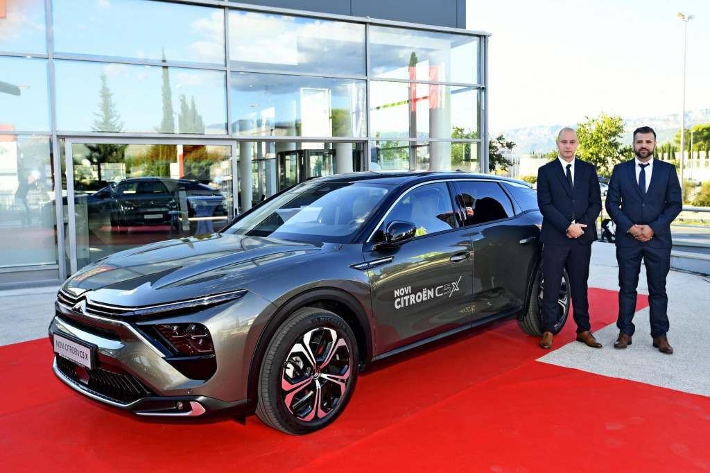 &lt;p&gt;Marc Zeljko Jurkovic i Frane Malenica uz novi Citroën C5X na otvaranju Citroënova salona u Splitu&lt;/p&gt;