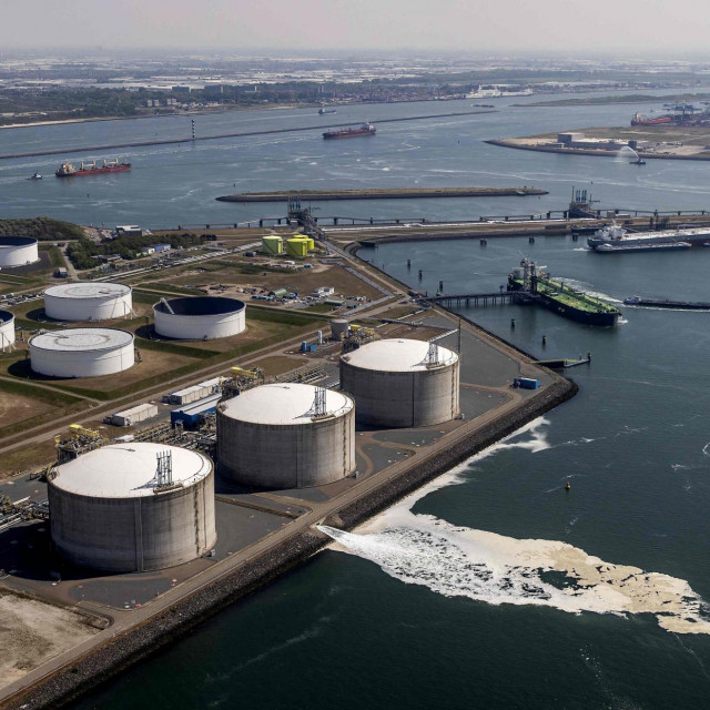 &lt;p&gt;(LNG) terminal on the Maasvlakte in Rotterdam&lt;/p&gt;