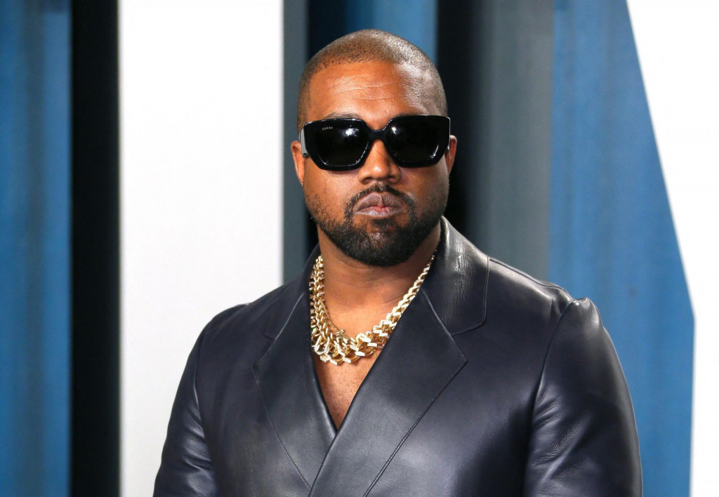&lt;p&gt;(FILES) In this file photo taken on February 10, 2020 Kanye West attends the 2020 Vanity Fair Oscar Party following the 92nd annual Oscars at The Wallis Annenberg Center for the Performing Arts in Beverly Hills. - Social network Parler announced October 17, 2022 a deal for Kanye West to buy the platform popular with US conservatives, just over a week after the rapper‘s Twitter and Instagram accounts were restricted over anti-Semitic posts. (Photo by Jean-Baptiste Lacroix/AFP)&lt;/p&gt;
