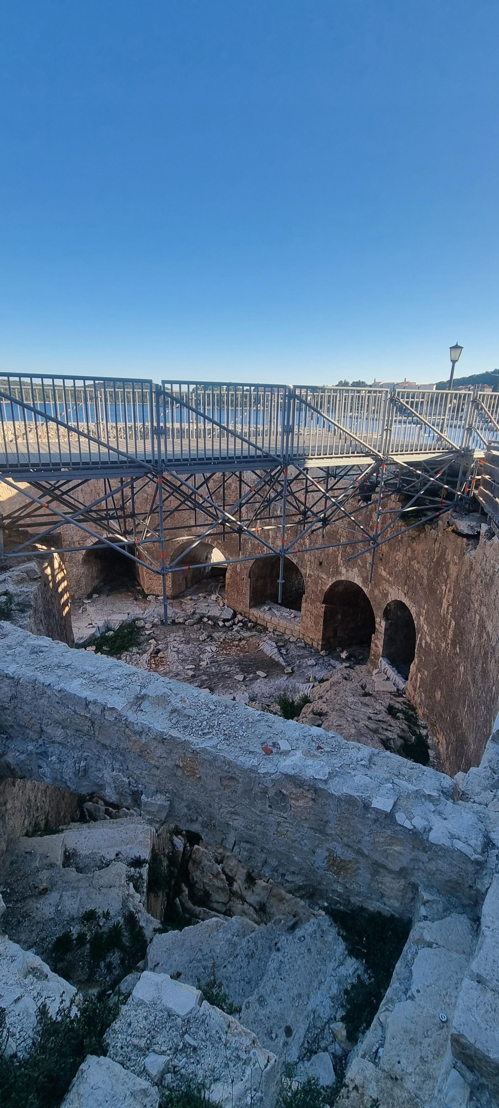 &lt;p&gt;Grad Korčula prijavljuje projekt obnove Južnog zida na natječaj Nacionalnog plana oporavka i otpornosti&lt;/p&gt;