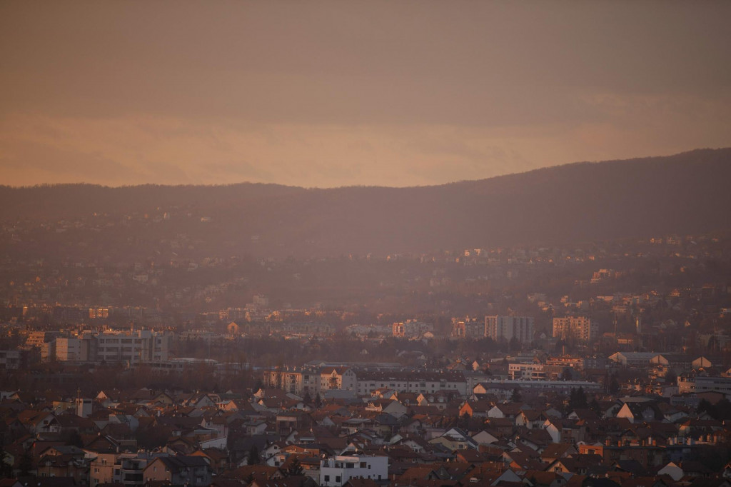 &lt;p&gt;Na fotografiji: Zagreb u smogu&lt;/p&gt;