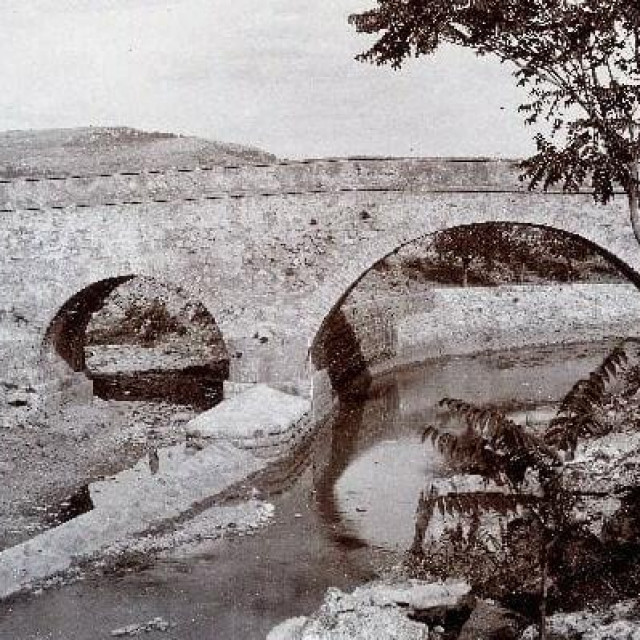 &lt;p&gt;Stari drniški most smatrao se jednim od najljepših kamenih mostova u čitavoj Dalmaciji&lt;/p&gt;