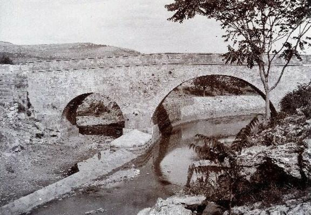 &lt;p&gt;Stari drniški most smatrao se jednim od najljepših kamenih mostova u čitavoj Dalmaciji&lt;/p&gt;