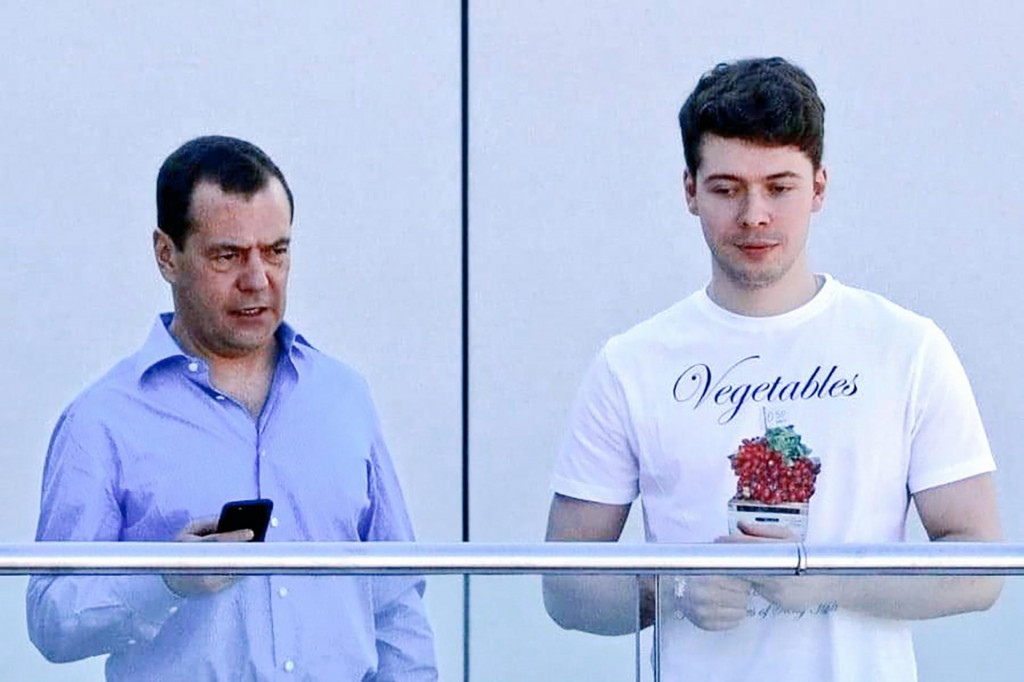 &lt;p&gt;​Ilya Medvedev, 27 i njegov otac Dmitrij&lt;/p&gt;