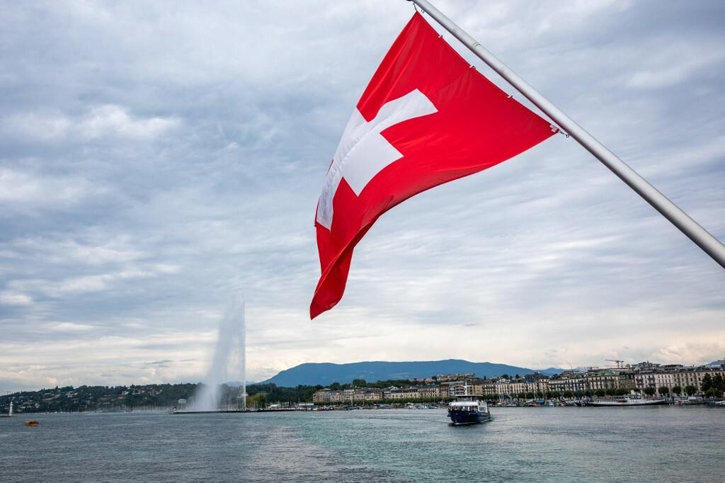 &lt;p&gt;Ženevsko jezero zvano hrvatska čežnja&lt;/p&gt;