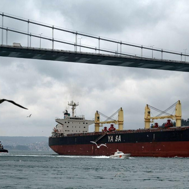 &lt;p&gt;Više od stotinu brodova trenutno se nalazi na ulazu u Bospor i Dardanele&lt;/p&gt;