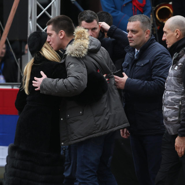 &lt;p&gt;Poljubac dobrodošlice Danila Vučića jučer u Istočnom Sarajevu&lt;/p&gt;