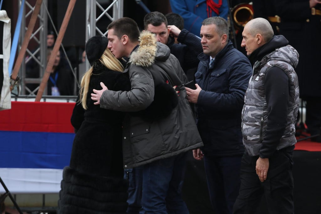 &lt;p&gt;Poljubac dobrodošlice Danila Vučića jučer u Istočnom Sarajevu&lt;/p&gt;