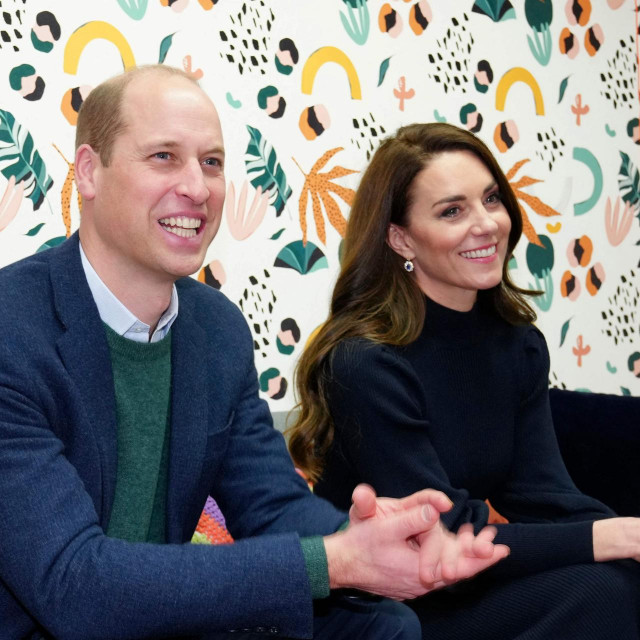 &lt;p&gt;Princ William i princeza Kate tijekom posjeta humanitarnoj organizaciji Open Door Charity u Liverpoolu&lt;/p&gt;