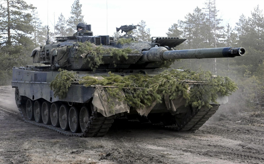 &lt;p&gt;Leopard 2&lt;/p&gt;