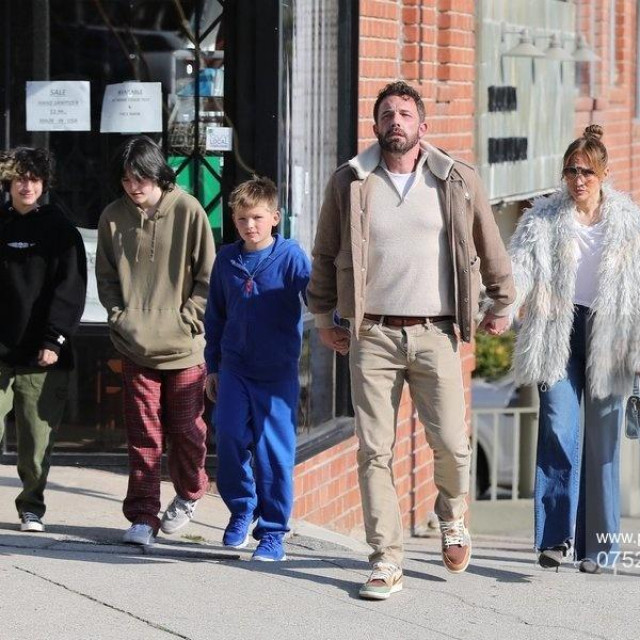 &lt;p&gt;Ben Affleck, Jennifer Lopez i njihova djeca&lt;/p&gt;