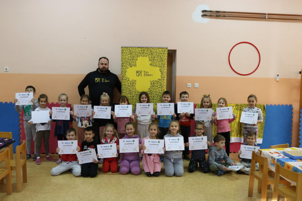 &lt;p&gt;Na Du STEM Promo Daysima u Pločama i Metkoviću sudjelovalo preko 100 djece&lt;/p&gt;