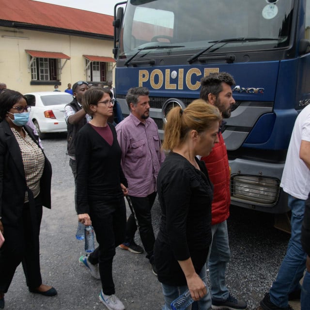 &lt;p&gt;Četiri para iz Hrvatske uhićeni su još 7. prosinca zbog sumnje na trgovinu ljudima&lt;/p&gt;