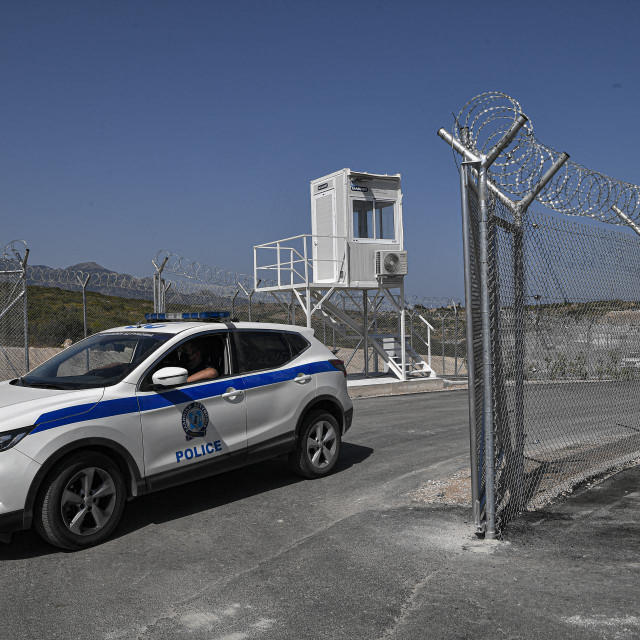 &lt;p&gt;Policijski automobil na grčkoj granici&lt;/p&gt;
