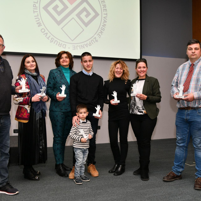 &lt;p&gt;Dodjela nagrada za volontere Društva multiple skleroze Dubrovačko - neretvanske županije&lt;/p&gt;