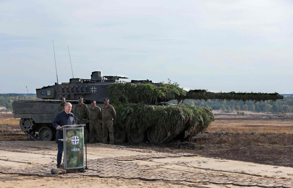 &lt;p&gt;Olaf Scholz i tenk Leopard 2 &lt;/p&gt;