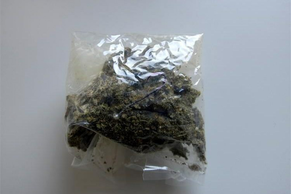 &lt;p&gt;Kod 47- godišnjaka u Mratovu pronađena marihuana&lt;/p&gt;