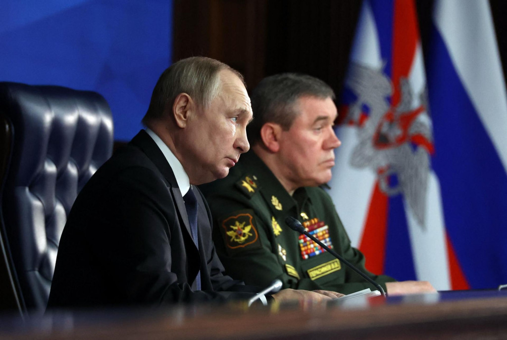 &lt;p&gt;(FILES) In this file photo taken on December 21, 2022 Russian President Vladimir Putin (L) and Chief of the Russian General Staff Valery Gerasimov (R) attend an expanded meeting of the Russian Defence Ministry Board at the National Defence Control Centre in Moscow. - Russia has again replaced its military commander in Ukraine, putting army chief Valery Gerasimov in charge of its forces in the conflict, the defence ministry said January 11, 2023. (Photo by Mikhail Kireyev/Sputnik/AFP)&lt;/p&gt;