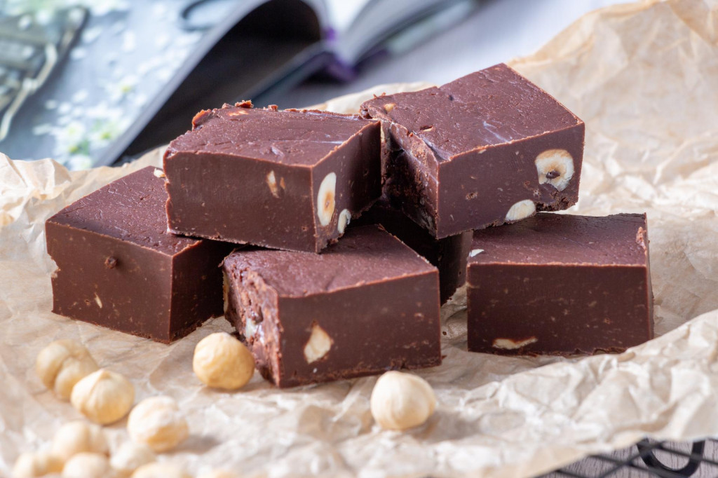 &lt;p&gt;Delicious fudge with homemade chocolate and nuts&lt;/p&gt;