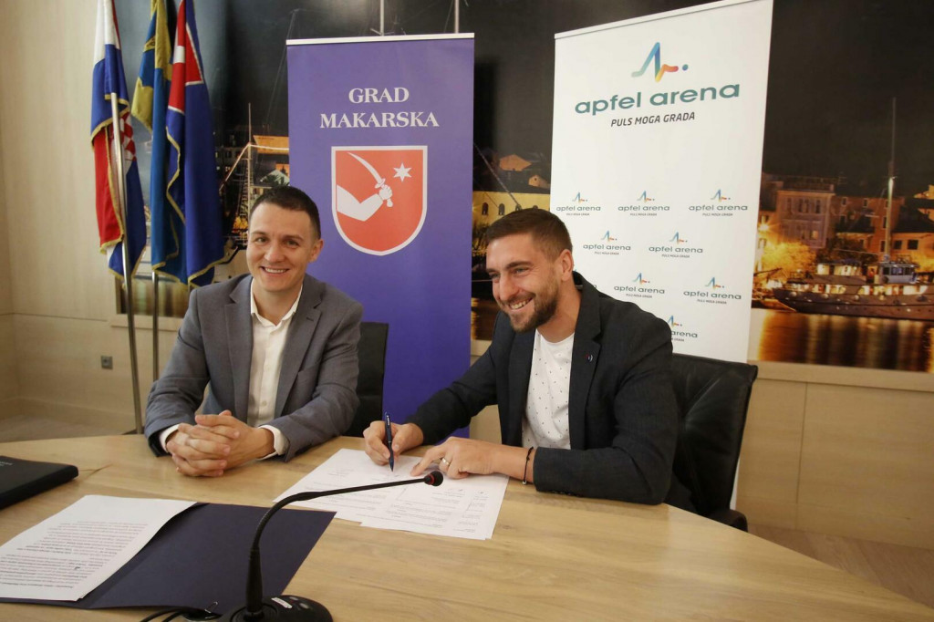 &lt;p&gt;Gradonačelnik Zoran Paunović i Matko Pašalić, direktor ‘Apfel sporta’&lt;/p&gt;