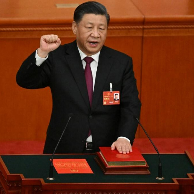 &lt;p&gt;Xi Jingping: prvi čovjek Kine po treći put&lt;/p&gt;