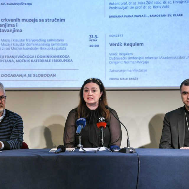 &lt;p&gt;Slobodan Begić, Marijeta Radić i mons. Roko Glasnović&lt;br&gt;
 &lt;/p&gt;