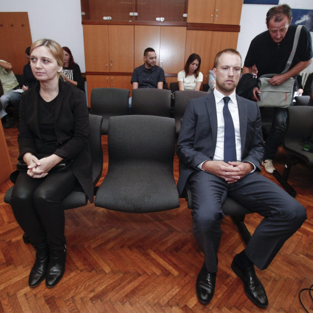 &lt;p&gt;Sandra Zeljko i Tomislav Sucha u sudnici - njoj četiri i pol, a njemu tri godine zatvora&lt;/p&gt;