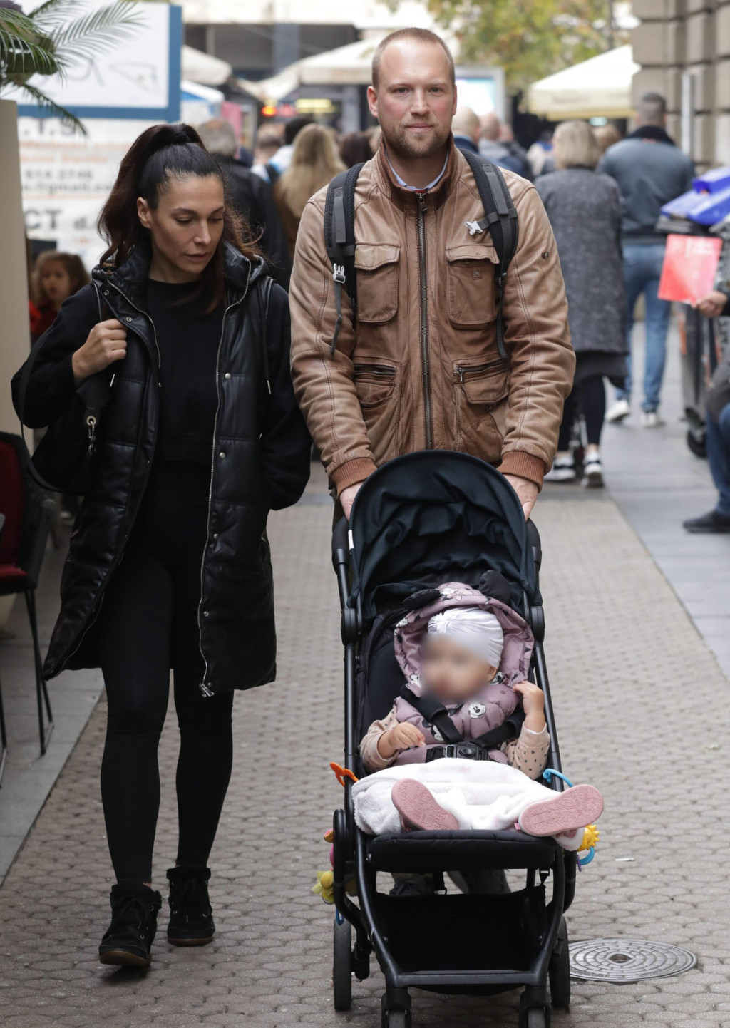 &lt;p&gt;U šetnji sa suprugom i kćeri centrom Zagreba&lt;/p&gt;