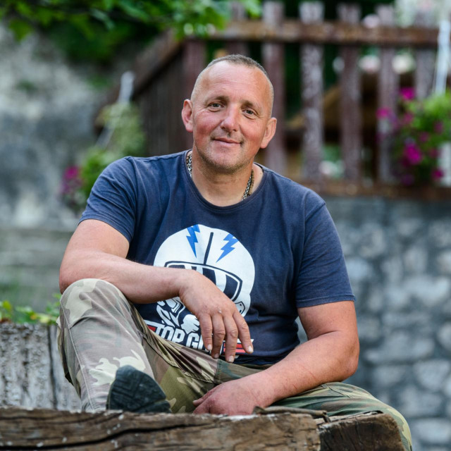 &lt;p&gt;Jerko Odžak, bivši kandidat RTL serijala Ljubav je na selu&lt;/p&gt;
