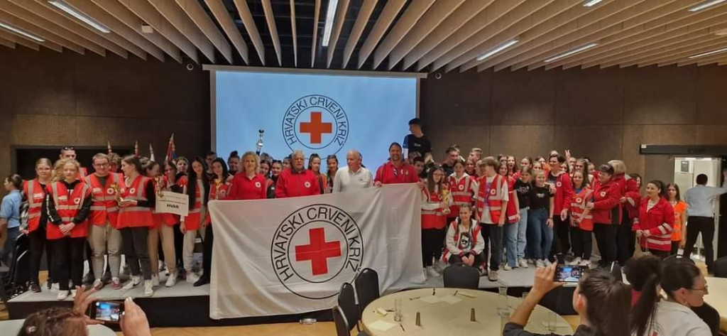 &lt;p&gt;Predstavnici Crvenog križa Split i Crvenog križa Trogir pobjednici su na Međužupanijskom natjecanju Hrvatskog Crvenog križa održanom u Dubrovniku&lt;/p&gt;