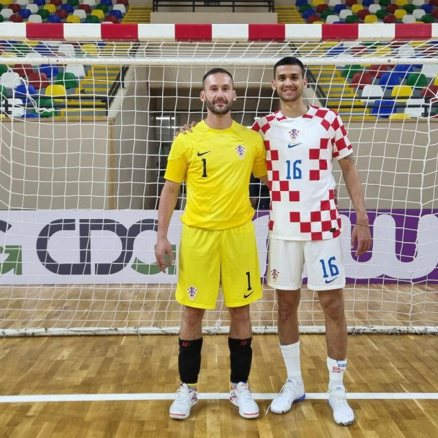 &lt;p&gt;Dubrovčanin Zoran Primić i Župljanin Marko Kuraja - hrvatski malonogometni reprezentativci na turniru u Rabatu (Maroko)&lt;/p&gt;