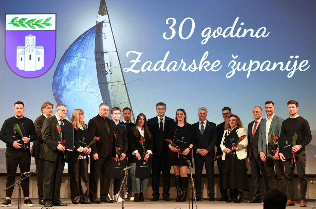 &lt;p&gt;Predsjednik Vlade RH Andrej Plenković s laureatima&lt;/p&gt;