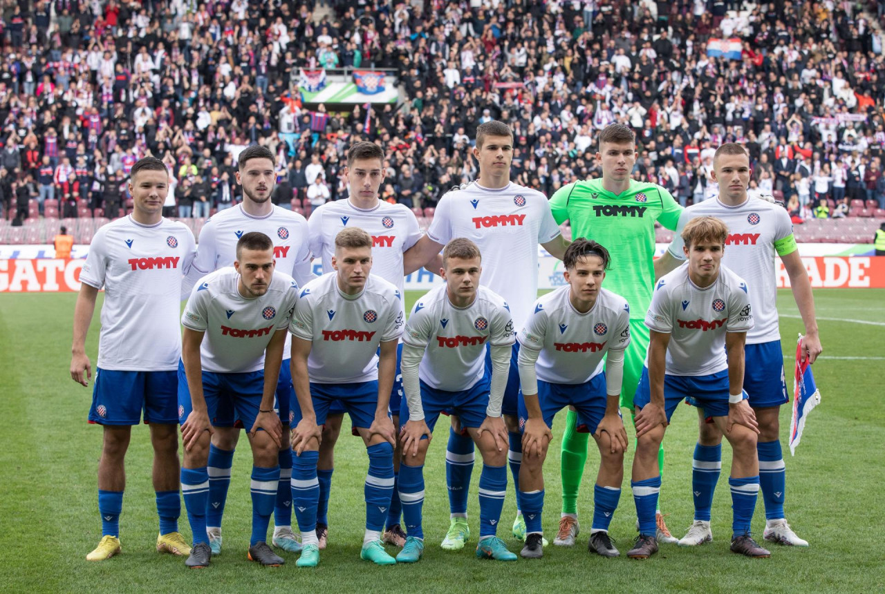 Slobodna Dalmacija - Stop euforiji! Hajduk je jesenski prvak i ima