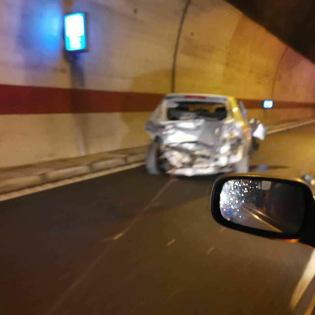 &lt;p&gt;Prometna nesreća u tunelu Sveti Rok&lt;/p&gt;