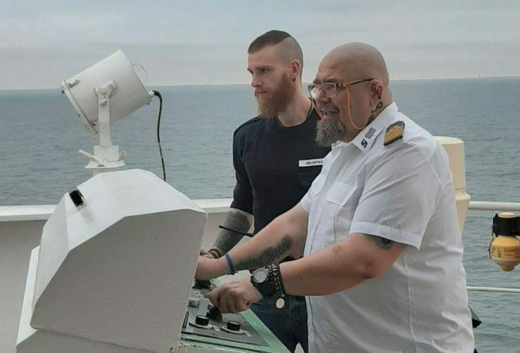 &lt;p&gt;Kapetan Aron Baretić sa sinom - barba i terco na istom brodu&lt;/p&gt;