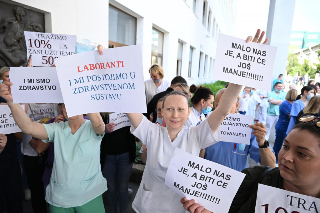 &lt;p&gt;Prosvjed medicinskih sestara, tehničara i nezdravstvenog osoblja u Zagrebu 5. svibnja&lt;br&gt;
 &lt;/p&gt;