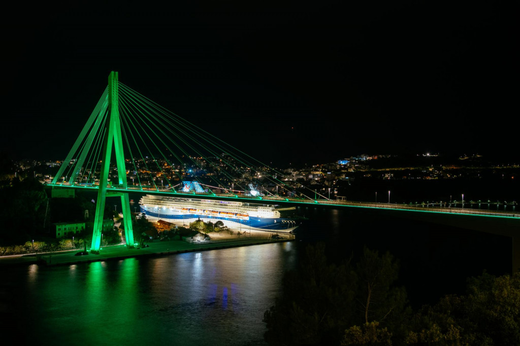 &lt;p&gt;Pogledajte u kakvim je sve bojama večeras zasvijetlio Most dr. Franja Tuđmana&lt;/p&gt;