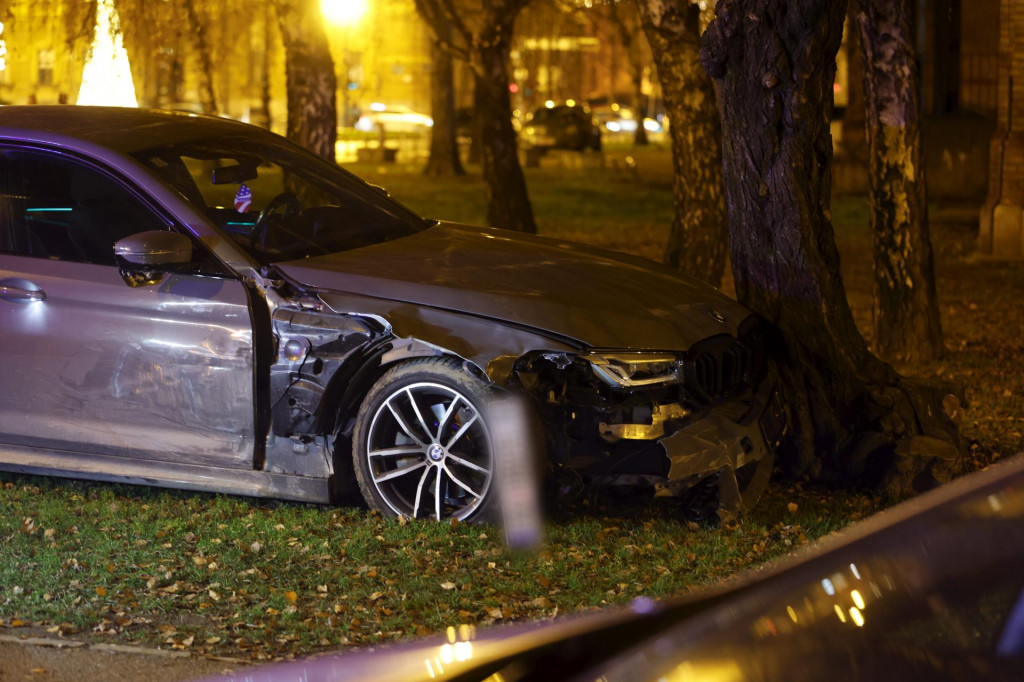 &lt;p&gt;Vozačica je ogulila nekoliko stabala, na njenu žalost, u Njemačkoj (ilustracija)&lt;/p&gt;