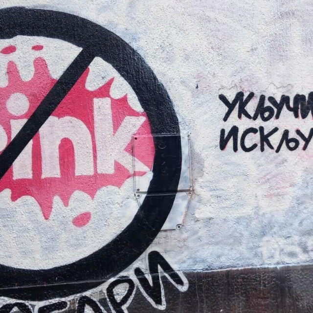 &lt;p&gt;Novi grafit na mjestu gdje je donedavno bio mural posvećen Ratku Mladiću&lt;/p&gt;