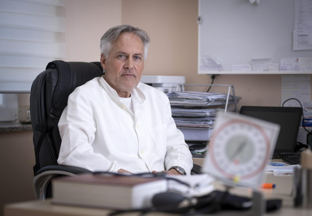 &lt;p&gt;Dr. Stjepan Razmilić: Mogu samo potvrditi da među mojih 1700 pacijenata ima njih nekoliko, pet-šest, koji su nedavno testirani na nasljednu amiloidozu&lt;/p&gt;