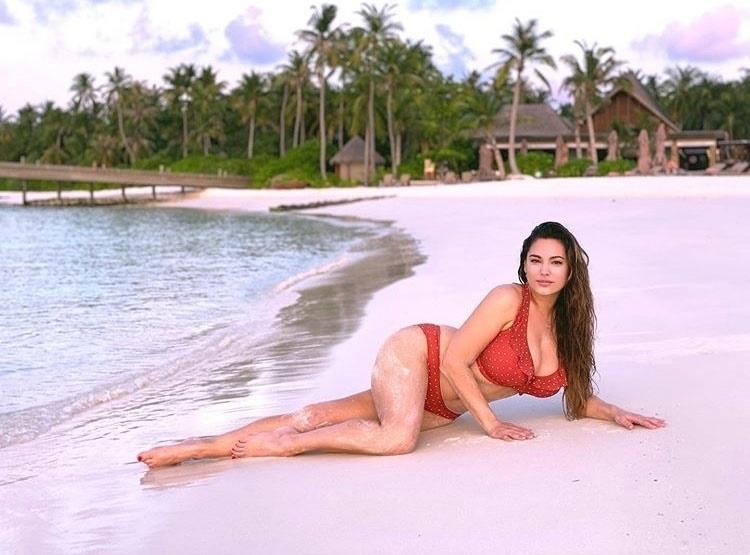 Ova žena ima najsavršenije tijelo na planeti; figure pješčanog sata Kardashianke i J.Lo nisu više ideali
