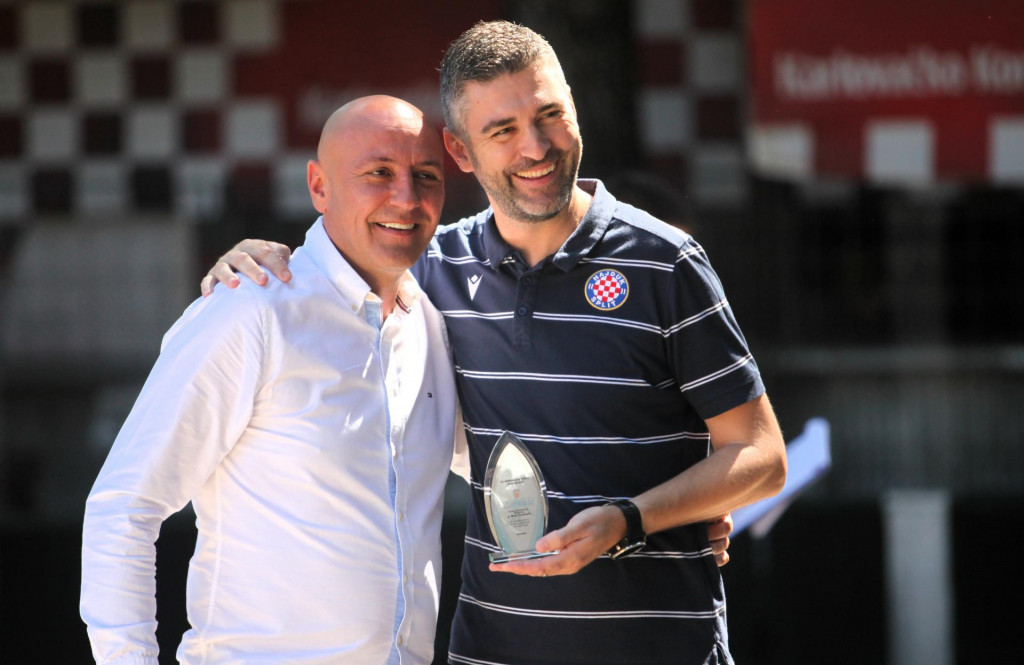 &lt;p&gt;Ivica Gvozden je u ime organizatora zahvalio Gradu Dubrovniku i gradonačelniku Matu Frankoviću na pomoći u organizaciji turnira&lt;/p&gt;