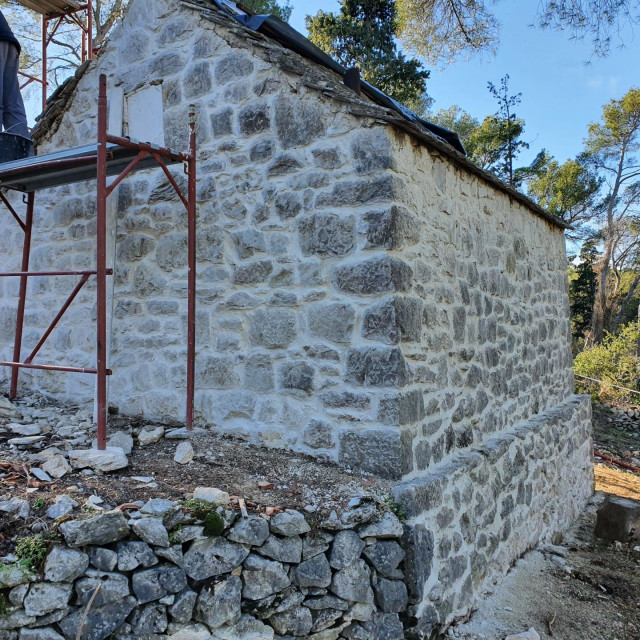 &lt;p&gt;Ovako je izgledala obnova kamenih kućica na Marjanu&lt;/p&gt;